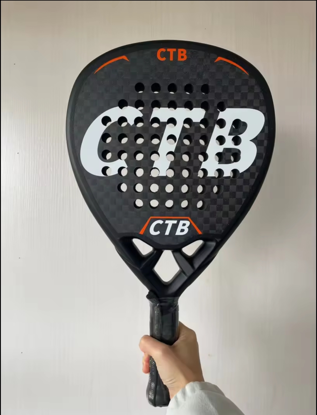 f69ff02a-5be8-4b60-ae2a-8740577307f2-1_all_9507